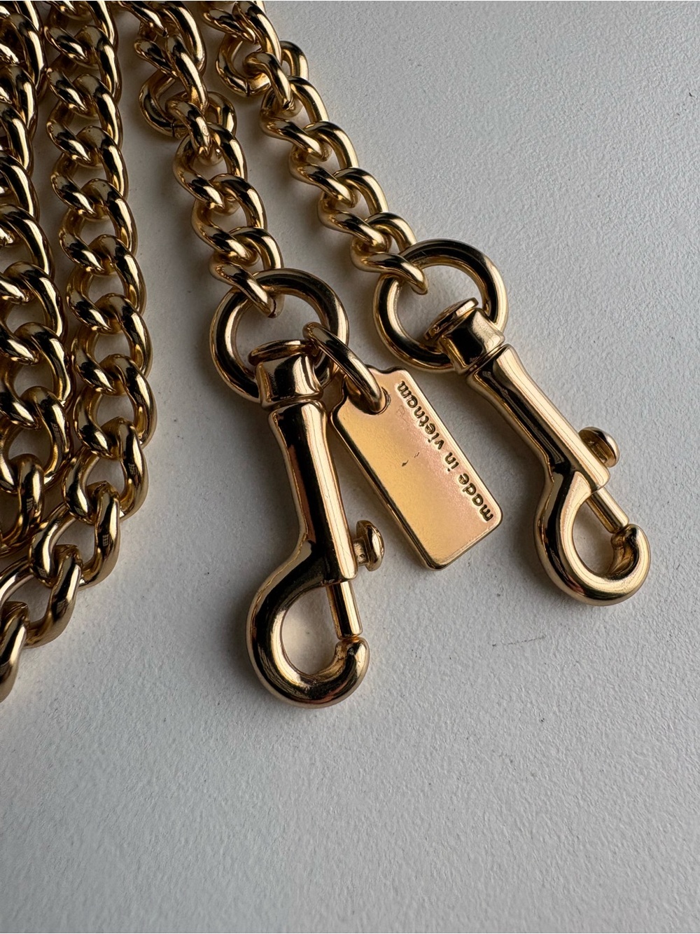 Coach gold chain crossbody
strap - Picture 6 of 10